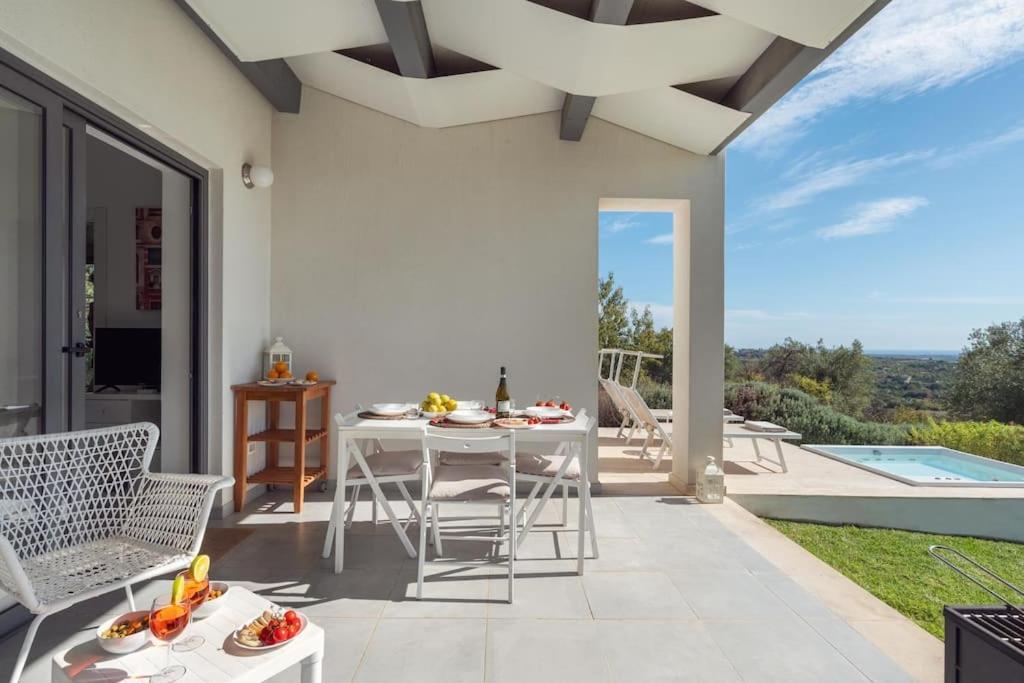 Villa Pettegola Tenuta Il Cavaliere Di Italia Noto- Vista Mare Mini Piscina Idromassaggio エクステリア 写真