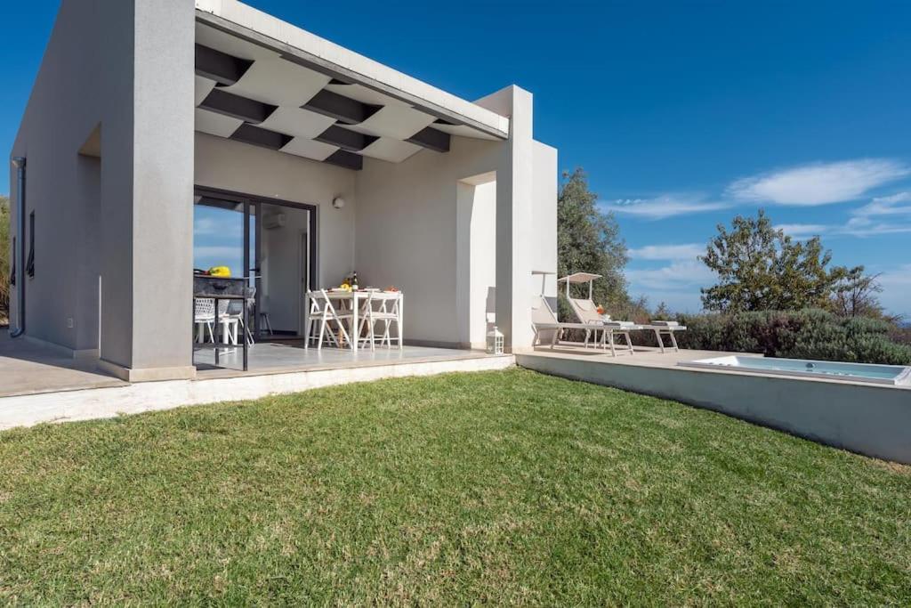 Villa Pettegola Tenuta Il Cavaliere Di Italia Noto- Vista Mare Mini Piscina Idromassaggio エクステリア 写真